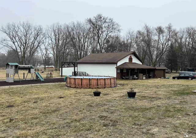 Photo 3 of Single family home for sale at 2612 Samaria Rd, Temperance, MI 48182 | MLS# 57050201297 | Listing updated on 2026-09-01