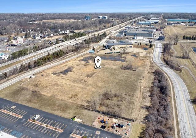 9th image of 1240 James Savage Rd, Midland, MI 48640 | MLS# 61050201309