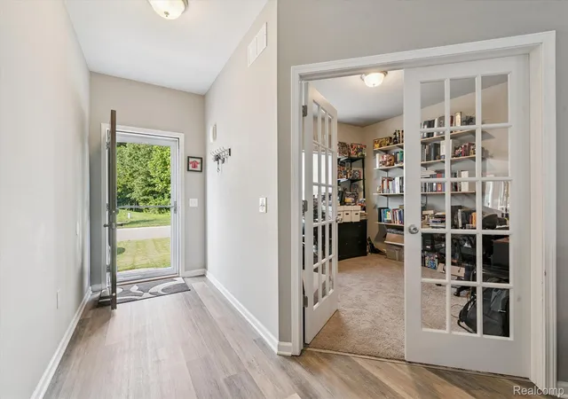 Photo 3 of Single family home for sale at 42811 Colonial Rd, Belleville, MI 48111 | MLS# 20261015807 | Listing updated on 2026-09-09