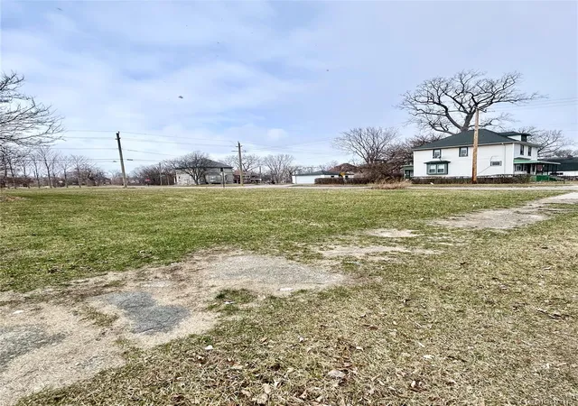 Photo 2 of Land for sale at 3098 Parker St, Detroit, MI 48214 | MLS# 20261015881 | Listing updated on 2026-07-06
