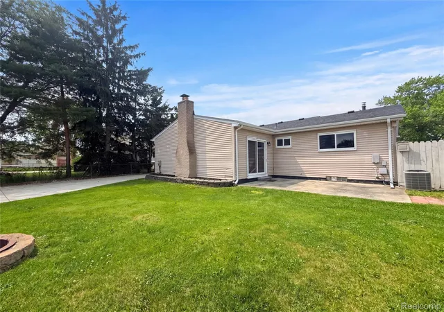 5th image of 42195 Fairview Dr, Canton, MI 48187 | MLS# 20261015988