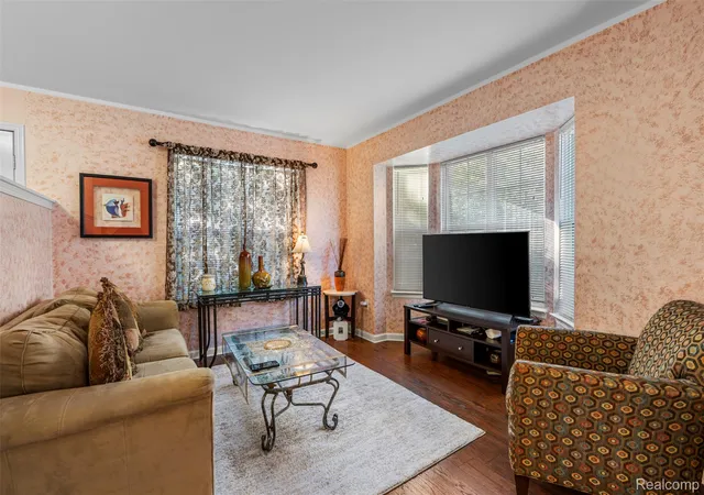 Listing Photo 5 - Condo for sale in building located at 3962 Miracles Blvd, Detroit, MI 48201