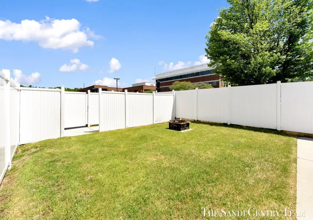 5th image of 1508 Wisconsin St, Grand Haven, MI 49417 | MLS# 71026009611