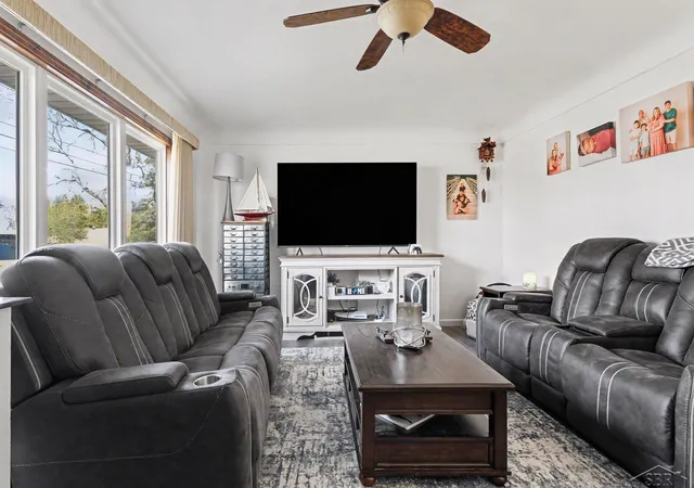 Photo 3 of Single family home for sale at 1925 Schust Rd, Saginaw, MI 48604 | MLS# 61050201509 | Listing updated on 2026-07-30