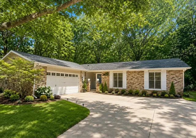 1st image of 4673 Cardinal Dr, Mount Pleasant, MI 48858 | MLS# 79080066111