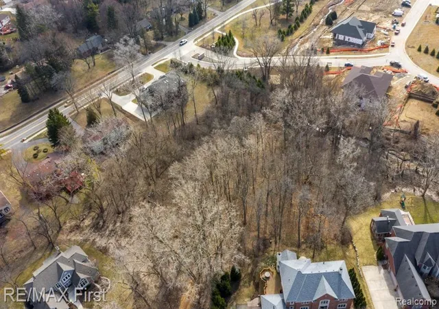 Photo 2 of Land for sale at 0000 Devon Rd, Bloomfield Hills, MI 48302 | MLS# 20261016343 | Listing updated on 2026-07-06