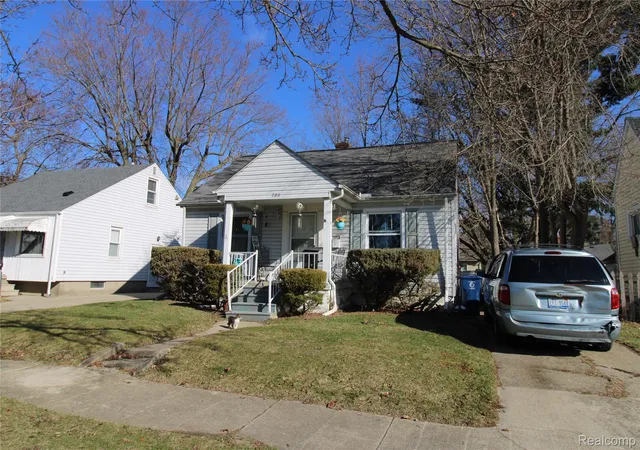 Photo 1 of Sale Pending at 730 Alvord Ave, Flint, MI 48507 | MLS# 20261016382 | Listing updated on 2026-08-28