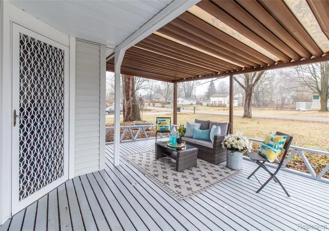 5th image of 23106 Springbrook Dr, Farmington Hills, MI 48336 | MLS# 20261016478