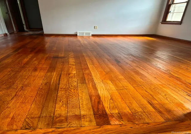 Photo 4 of Single family home for sale at 19514 Fielding St, Detroit, MI 48219 | MLS# 20261016550 | Listing updated on 2026-08-24