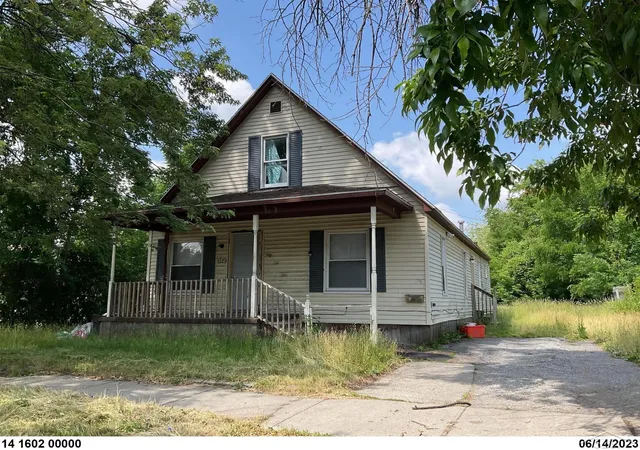 Photo 1 of Sale Pending at 1519 Durand St, Saginaw, MI 48602 | MLS# 61050201623 | Listing updated on 2026-09-30