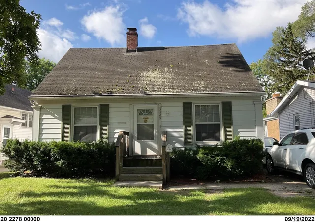 Photo 1 of Sale Pending at 3325 Court St, Saginaw, MI 48602 | MLS# 61050201632 | Listing updated on 2026-03-15