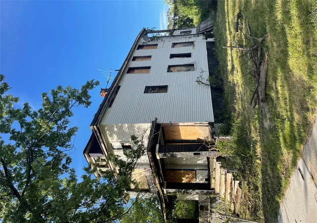 1st image of 4160 Crane St, Detroit, MI 48214 | MLS# 20261016600