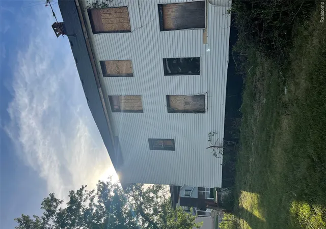 2nd image of 4160 Crane St, Detroit, MI 48214 | MLS# 20261016600
