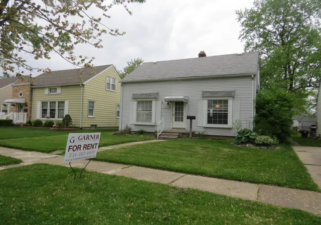 Homes for sale in Riverview City Wayne, MI | 17538 Matthews St, Riverview City Wayne, MI 48193 | MLS# 81026010014
