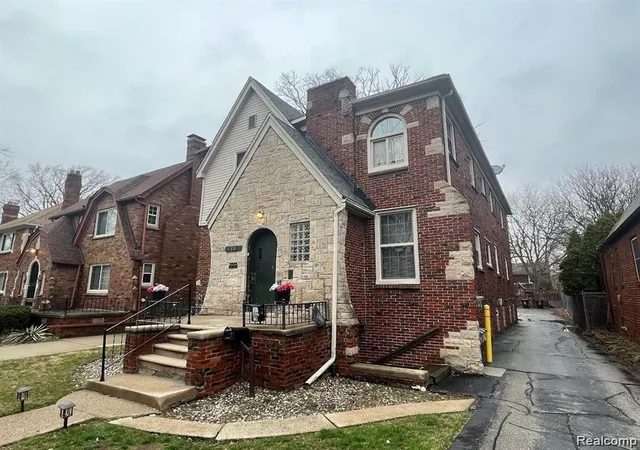 Homes for sale in Detroit, MI | 4830 Grayton, Detroit, MI 48224 | MLS# 20261016824