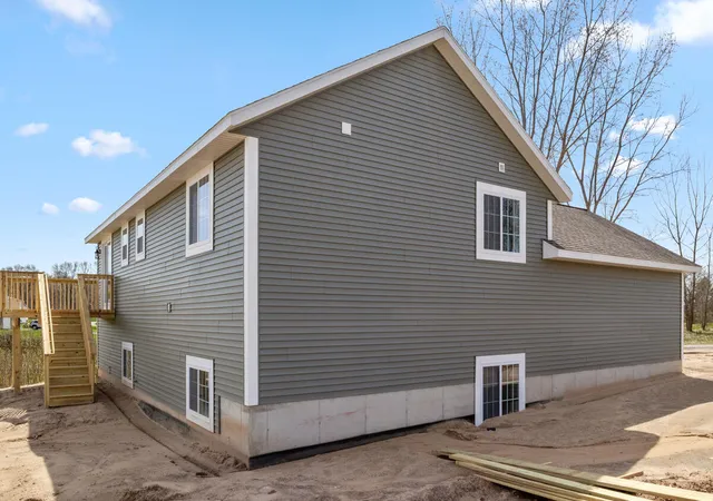 2nd image of 5230 S Columbine Ln, Fremont, MI 49412 | MLS# 71026010037