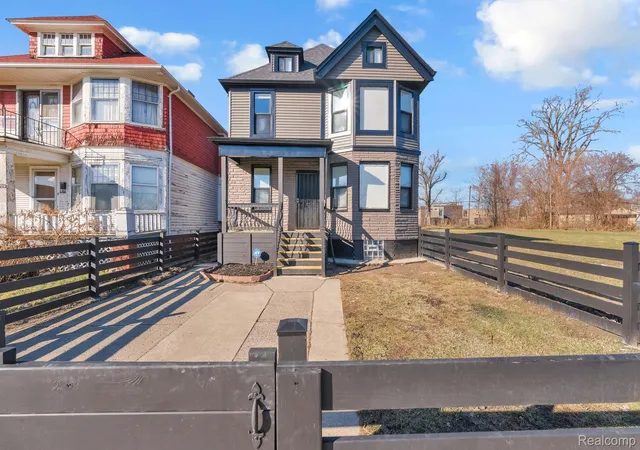 1st image of 2575 Harding St, Detroit, MI 48214 | MLS# 20261016861