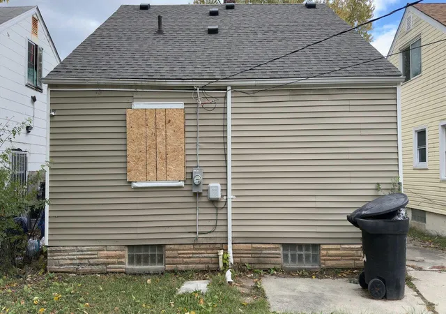 3rd image of 7269 Minock St, Detroit, MI 48228 | MLS# 81026010087