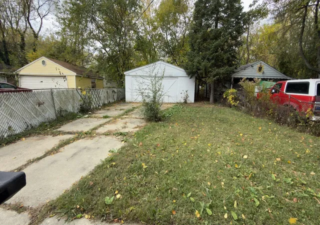 4th image of 7269 Minock St, Detroit, MI 48228 | MLS# 81026010087