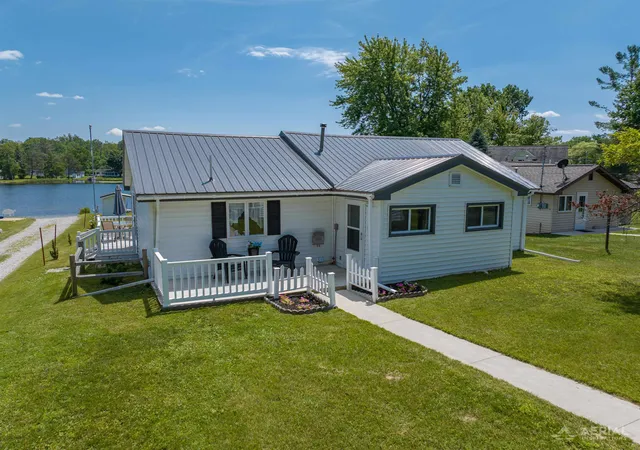 Photo 3 of Single family home for sale at 8483 Lakeview, Plainfield Township Iosco, MI 48739 | MLS# 77080066173 | Listing updated on 2026-09-04