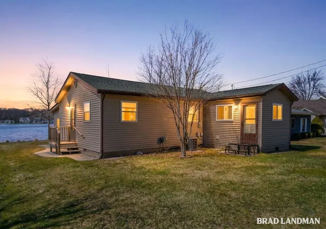 Photo 1 of Single family home for sale at 1980 Parker Dr, Wayland, MI 49348 | MLS# 65026010176 | Listing updated on 2026-09-15