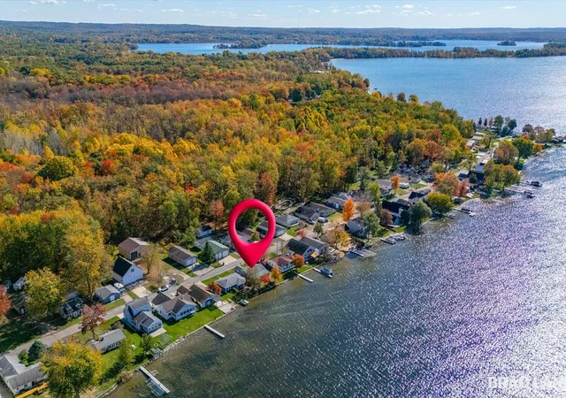 Photo 2 of Single family home for sale at 1980 Parker Dr, Wayland, MI 49348 | MLS# 65026010176 | Listing updated on 2026-09-15