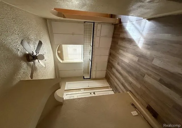 Listing Photo 4 - Condo for sale in building located at 17515 Northlawn St, Detroit, MI 48219