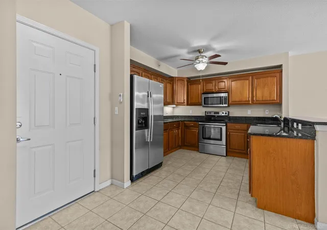 Photo 4 of Condo for sale at 2116 Country Clb Dr, Saint Clair Shores, MI 48082 | MLS# 58050201832 | Listing updated on 2026-07-31