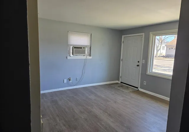 3rd image of 414 S Adams St, Ypsilanti, MI 48197 | MLS# 81026010316
