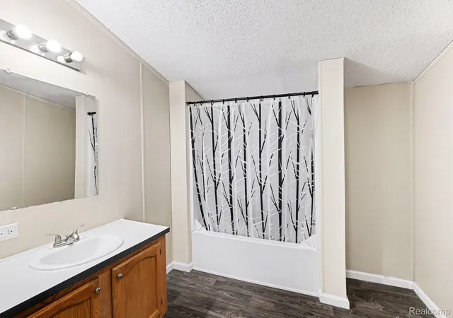 Photo 3 of Single family home for sale at 4281 Louie Ln, North Branch, MI 48461 | MLS# 20261017405 | Listing updated on 2026-07-28