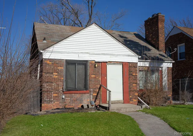 3rd image of 10785 E Outer Dr, Detroit, MI 48224 | MLS# 20261017448