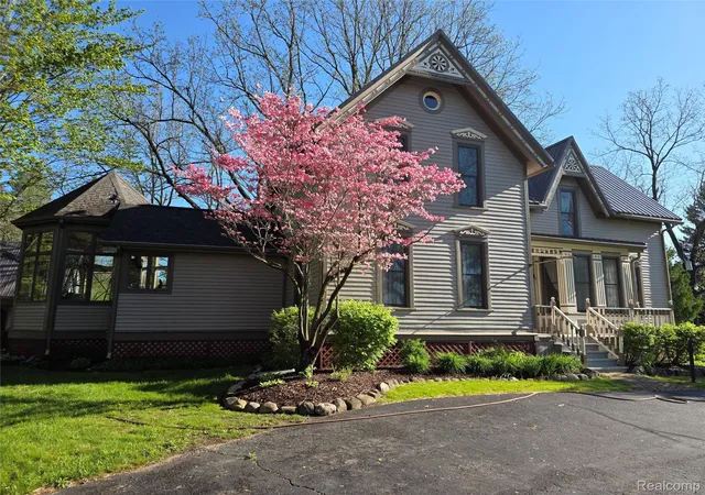 Photo 4 of Single family home for sale at 3801 Holw Corners Rd, Dryden, MI 48428 | MLS# 20261017616 | Listing updated on 2026-08-11