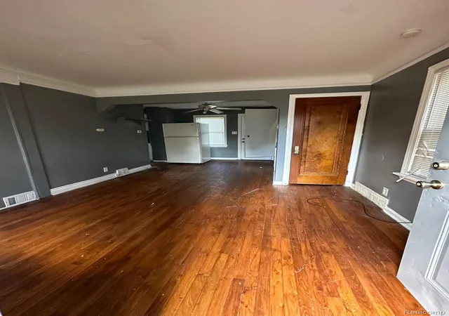 3rd image of 4598 Lodewyck St, Detroit, MI 48224 | MLS# 20261017754