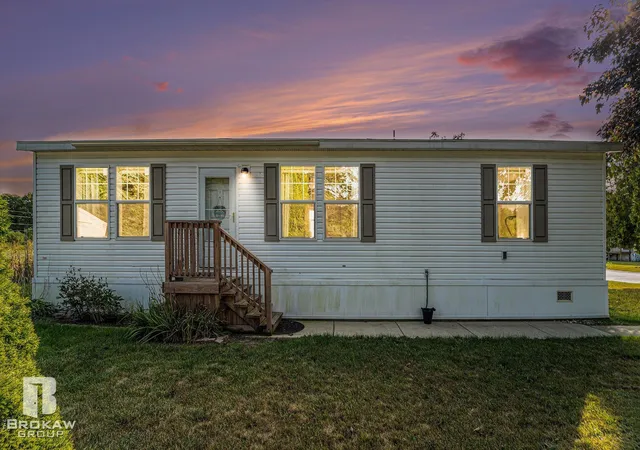 1st image of 4649 Butternut St, Clarkston, MI 48348 | MLS# 58050201986