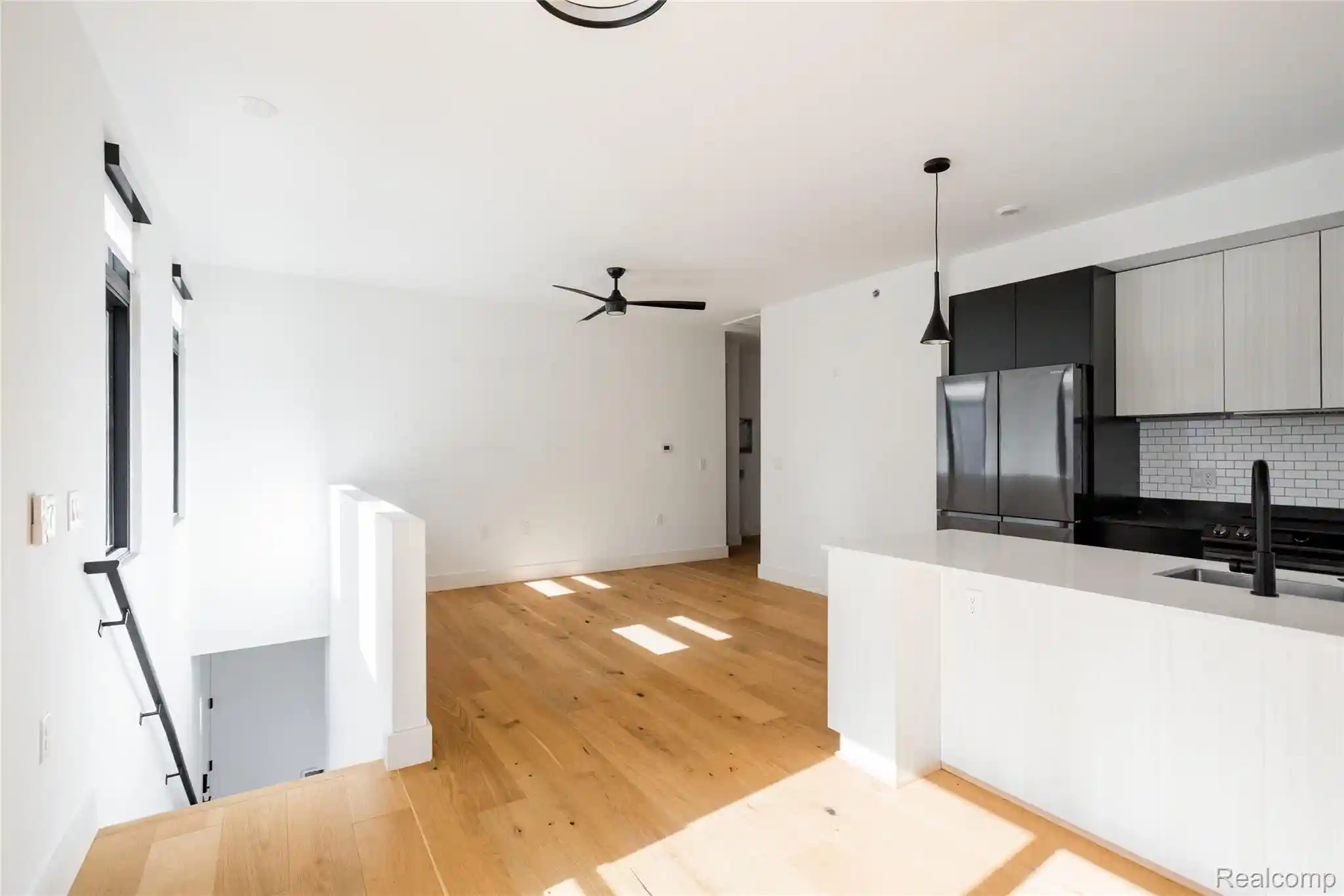Listing Photo 2 - Condo for sale in 1652 Bagley St located at 1652 Bagley St, Detroit, MI 48216 - Unit #19