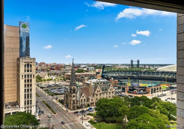 4th image of 1 Park Ave #1309, Detroit, MI 48226 | MLS# 20261017824