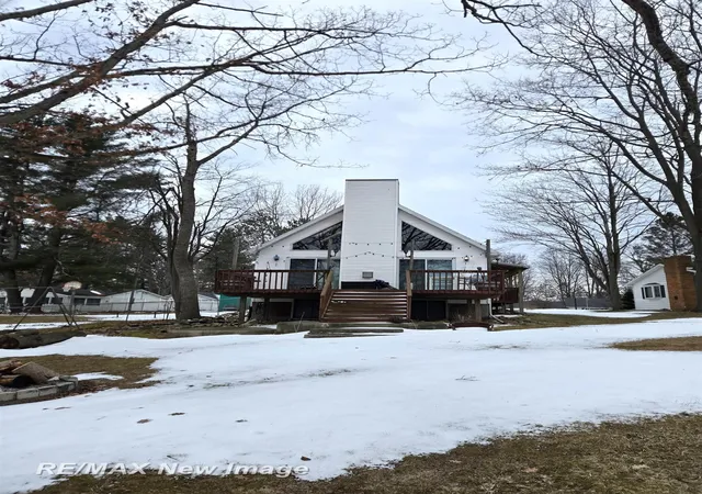 Photo 3 of Single family home for sale at 3837 S Pine Rd, Beaverton, MI 48612 | MLS# 61050202015 | Listing updated on 2026-08-26