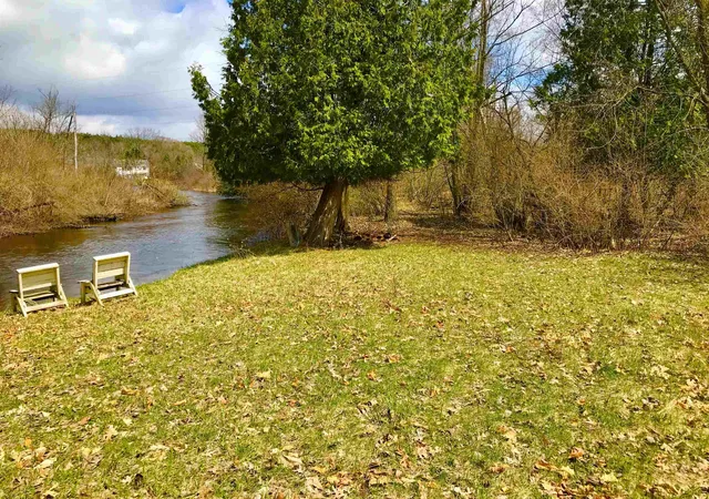 2nd image of 1041 & 1043 Bonanza Ln, Weidman, MI 48893 | MLS# 79080066227