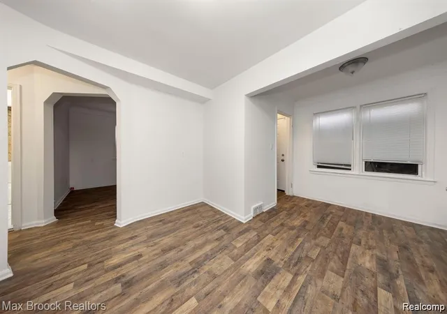 5th image of 17187 Ferguson St, Detroit, MI 48235 | MLS# 20261017902