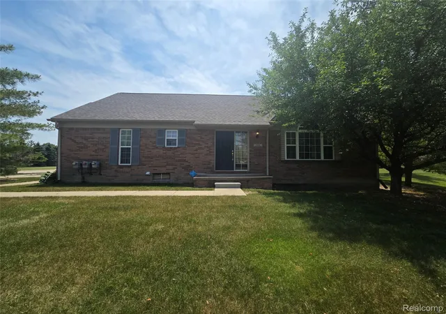 Homes for sale in Westland City Wayne, MI | 1900 Player Cir E, Westland City Wayne, MI 48186 | MLS# 20261017925