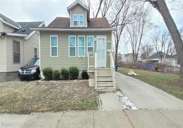 Photo 1 of Single family home for sale at 7052 Meadow Ave, Warren, MI 48091 | MLS# 20261018049 | Listing updated on 2026-10-21