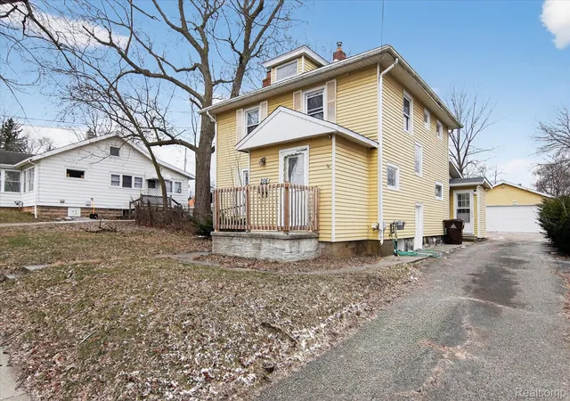 Homes for sale in Jackson City Jackson, MI | 206 N Grinnell St, Jackson City Jackson, MI 49202 | MLS# 20261018081