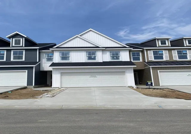 Photo 1 of Condo for sale at 2877 E Highgate St Se #79, Grand Rapids, MI 49512 | MLS# 65026011049 | Listing updated on 2026-09-09