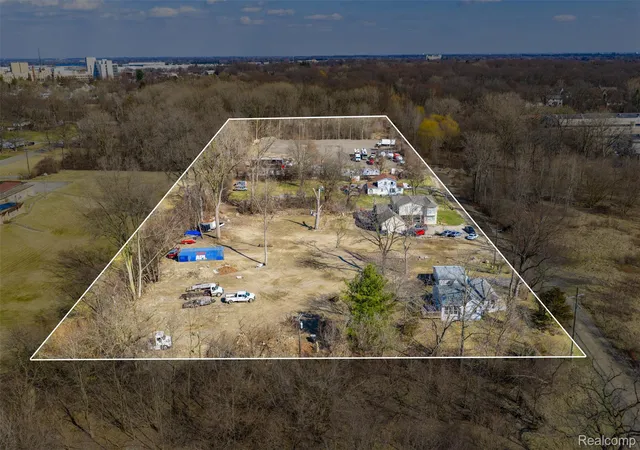 Photo 1 of Land for sale at 350 Fremont St, Bloomfield Hills, MI 48302 | MLS# 20261018314 | Listing updated on 2026-08-24