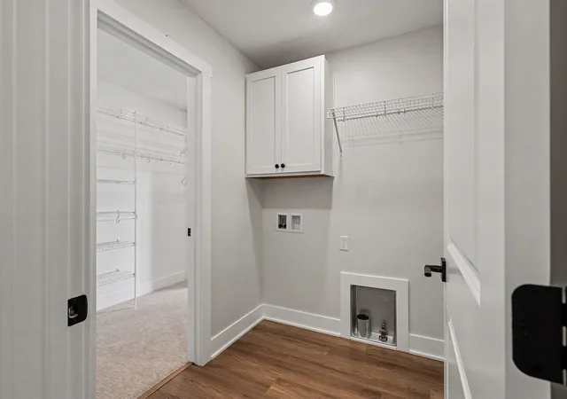 2nd image of 6595 Bellflower Dr, Zeeland, MI 49464