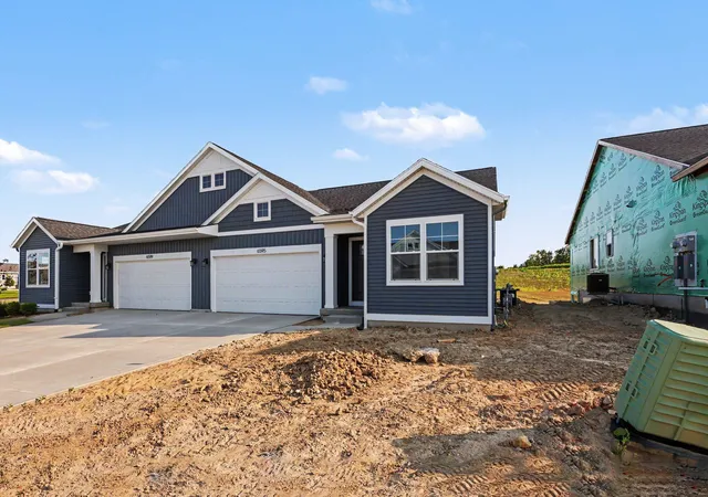 Photo 3 of Condo for sale at 6595 Bellflower Dr #2, Zeeland, MI 49464 | MLS# 65026011191 | Listing updated on 2026-10-02