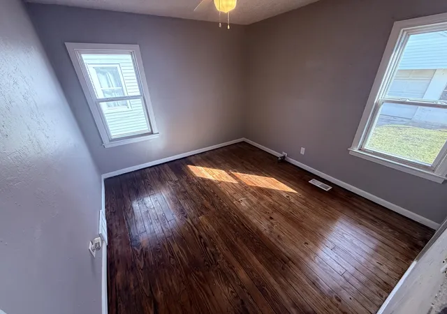 Photo 4 of Single family home for sale at 28908 Maple St, Roseville, MI 48066 | MLS# 81026011282 | Listing updated on 2026-10-06