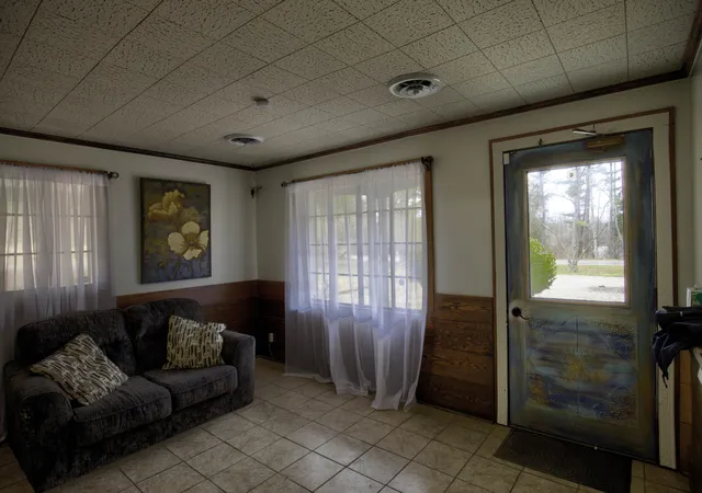 Photo 3 of Single family home for sale at 4491 S Jackson Rd, Jackson, MI 49201 | MLS# 55026011308 | Listing updated on 2026-07-03