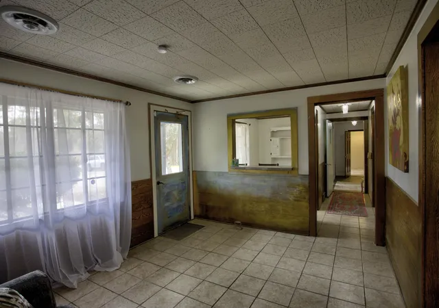 Photo 4 of Single family home for sale at 4491 S Jackson Rd, Jackson, MI 49201 | MLS# 55026011308 | Listing updated on 2026-07-03