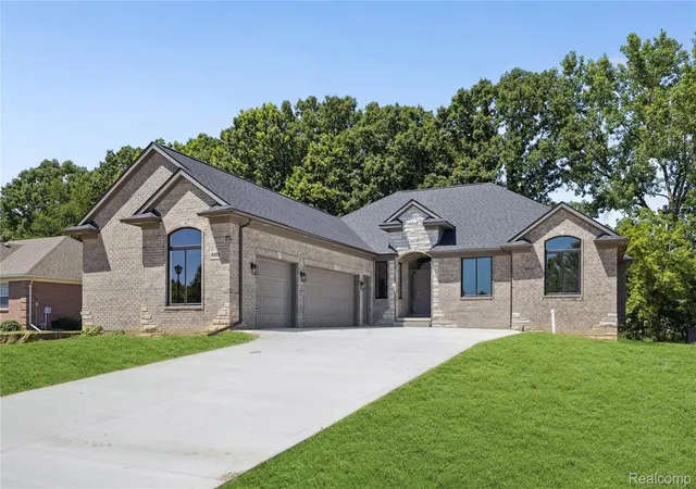 Photo 2 of Single family home for sale at 6429 Jamie Ln, Grand Blanc, MI 48439 | MLS# 20261018759 | Listing updated on 2026-07-17